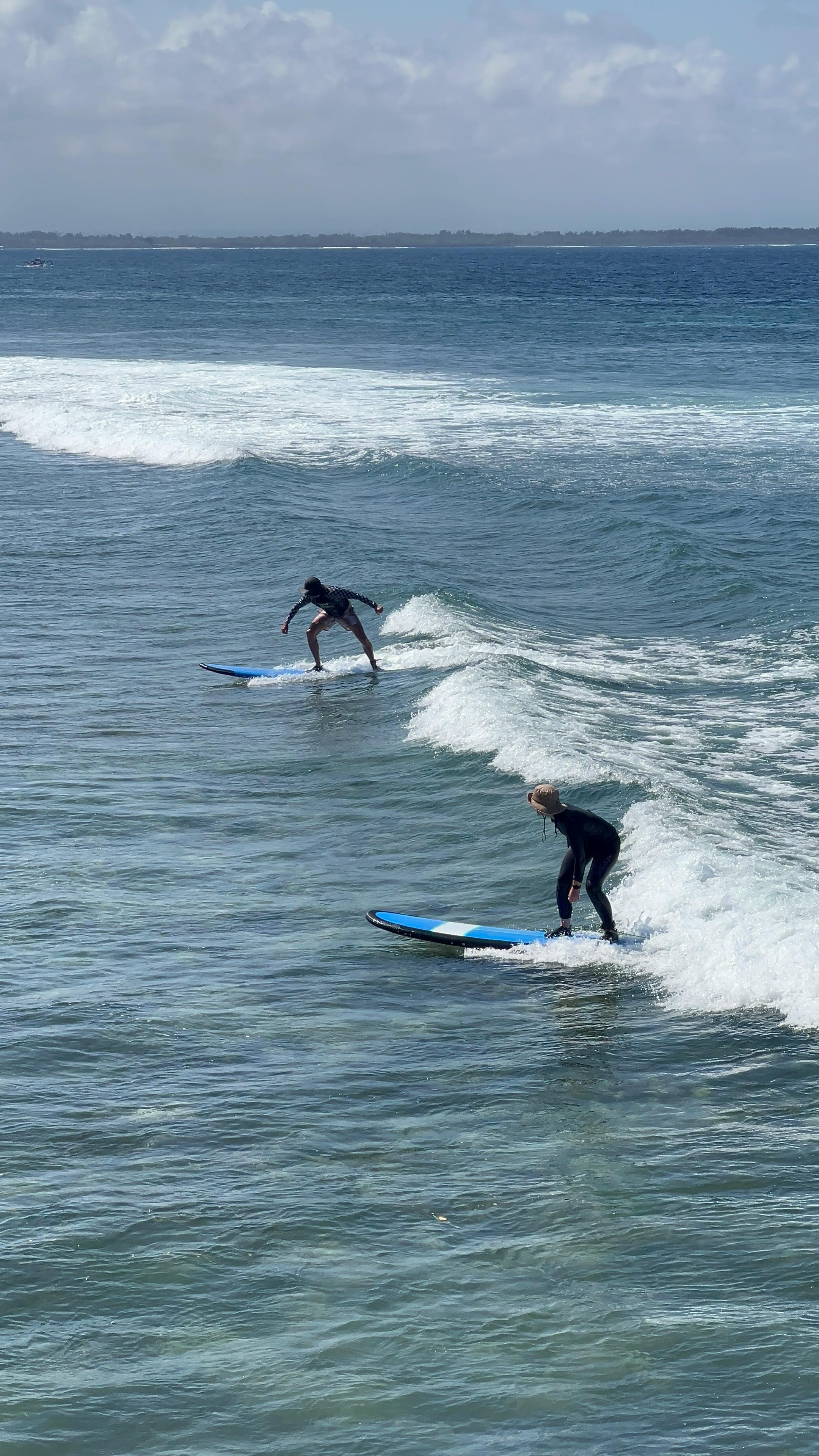 SURF LESSON 2 HOURS
